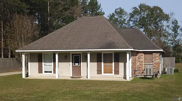$239,000 | 13417 Meadow Crossing Drive, Walker, LA 70785