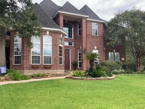 front view of house with a yard
