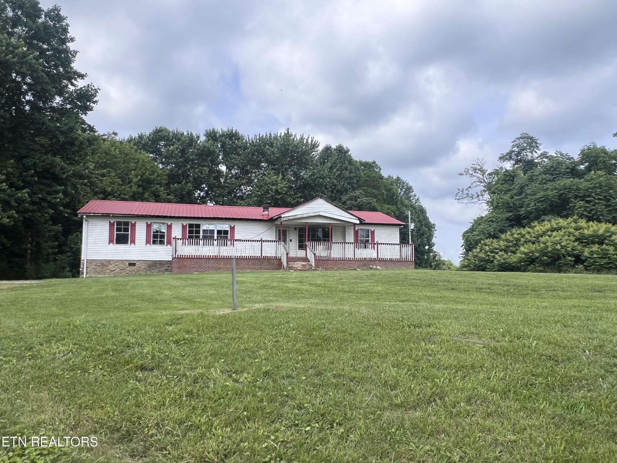 1311 Old Union Road Hilham, TN 38568 - Photo 3 of 58 Gallery Image 3
