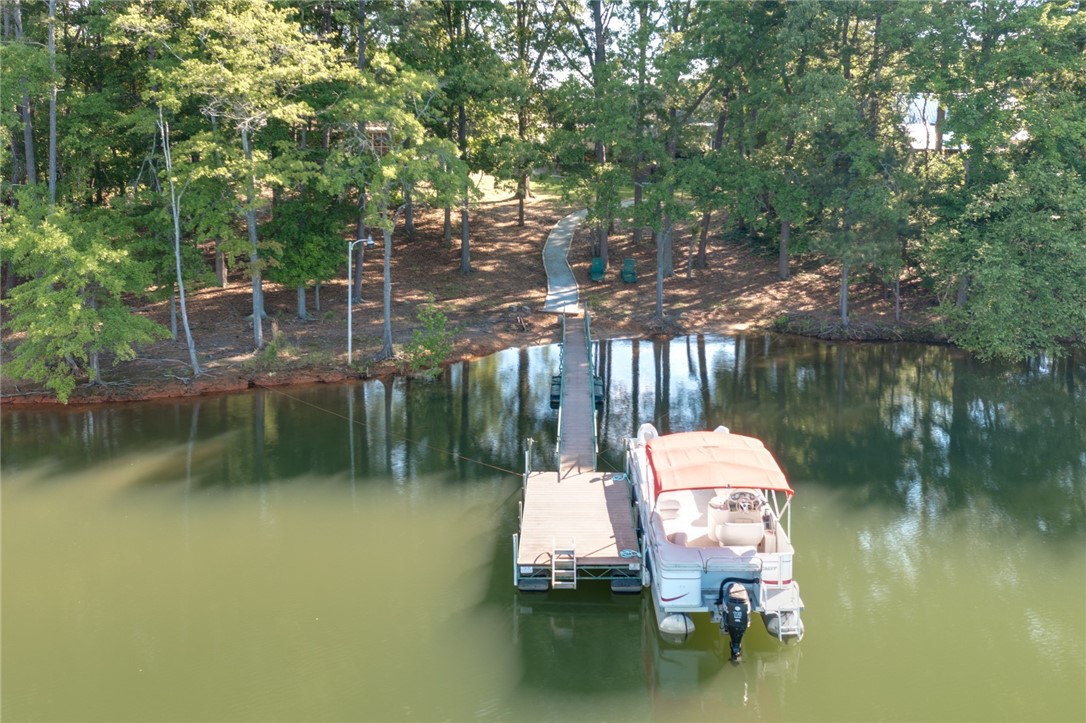714 South Friendship Road Seneca, SC 29678 - Photo 5 of 36 Gallery Image 5