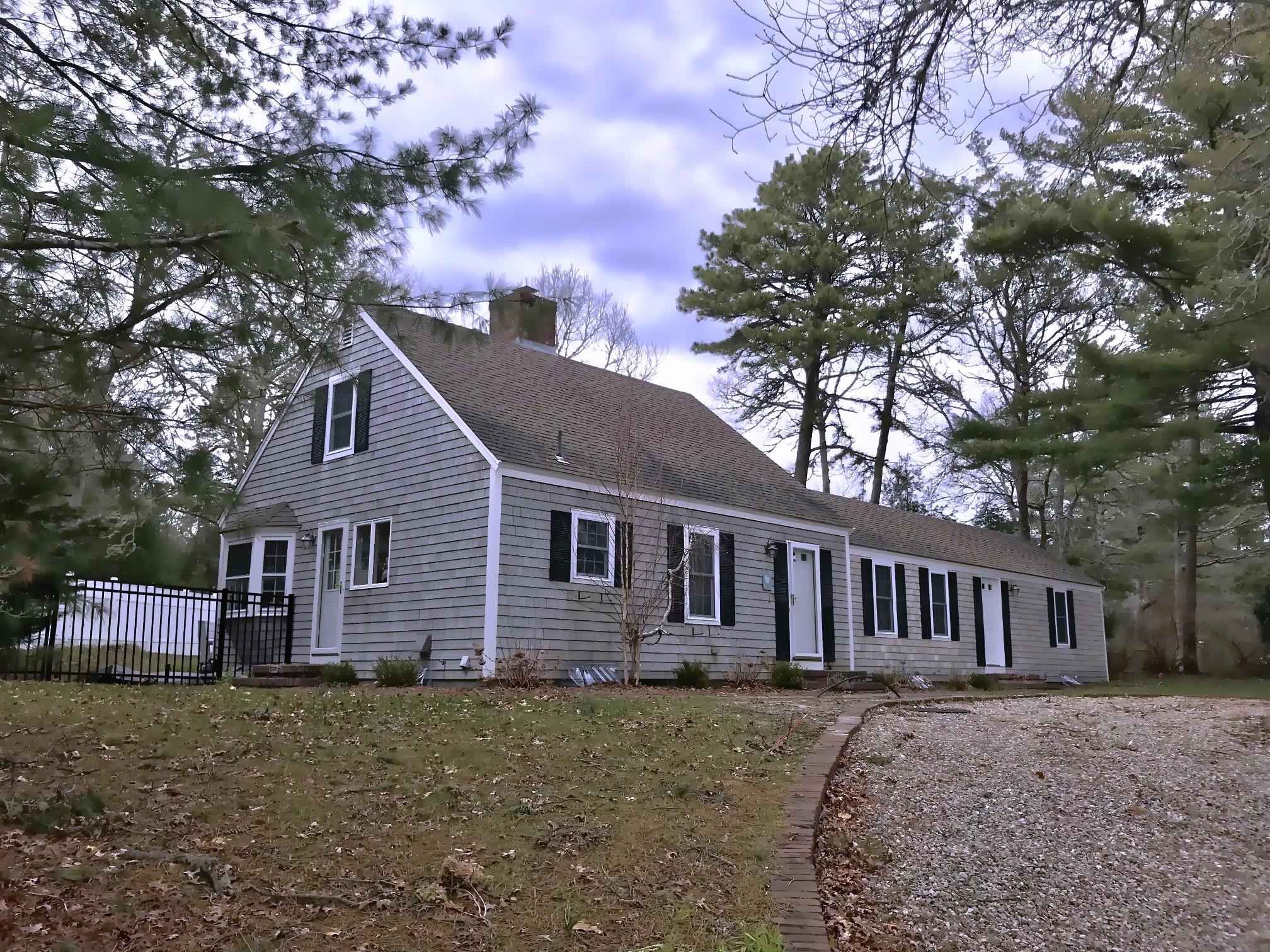 39 Finway Mashpee, MA 02649 - Photo 1 of 27 IMG_1748_InPixio