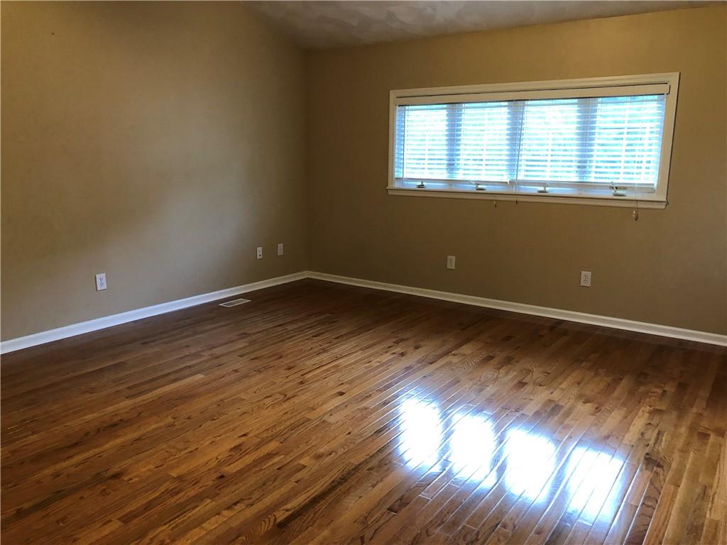 576 Thompson Run Road Pittsburgh, PA 15237 - Photo 3 of 15 Gallery Image 3