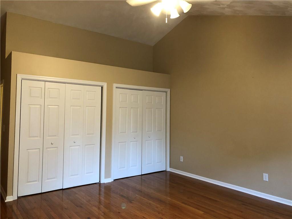 576 Thompson Run Road Pittsburgh, PA 15237 - Photo 4 of 15 Gallery Image 4