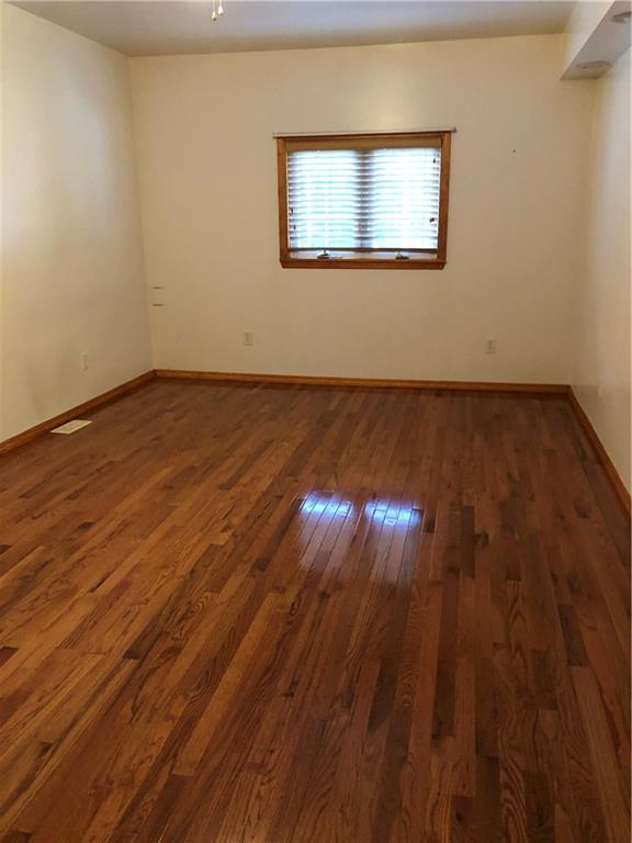 576 Thompson Run Road Pittsburgh, PA 15237 - Photo 5 of 15 Gallery Image 5