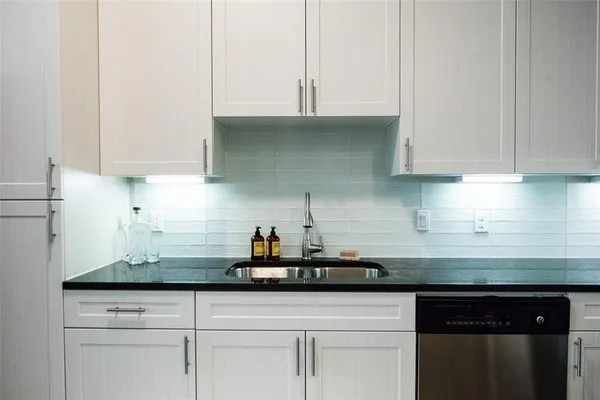 $1,699 | 7606 Eastern Avenue, Unit 309, Dallas, TX 75209