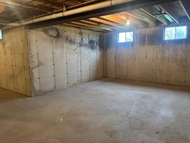 $395,000 | 5520 County Road U, Potosi, WI 53820