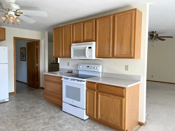 $290,000 | 720 Plum Avenue, Windom, MN 56101