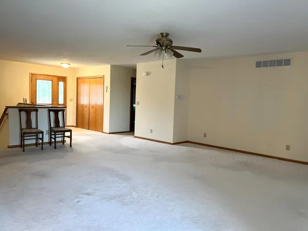 $290,000 | 720 Plum Avenue, Windom, MN 56101