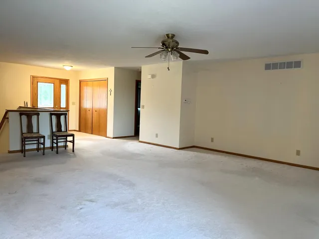 $290,000 | 720 Plum Avenue, Windom, MN 56101