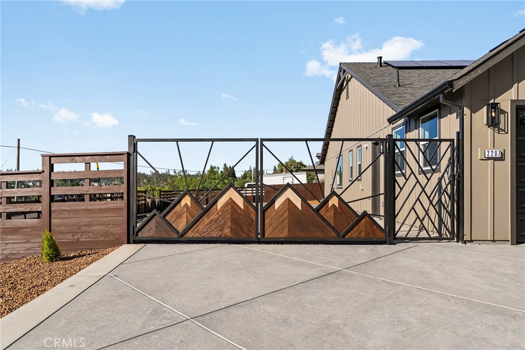 2207 De Mille Road Paradise, CA 95969 - Photo 6 of 60