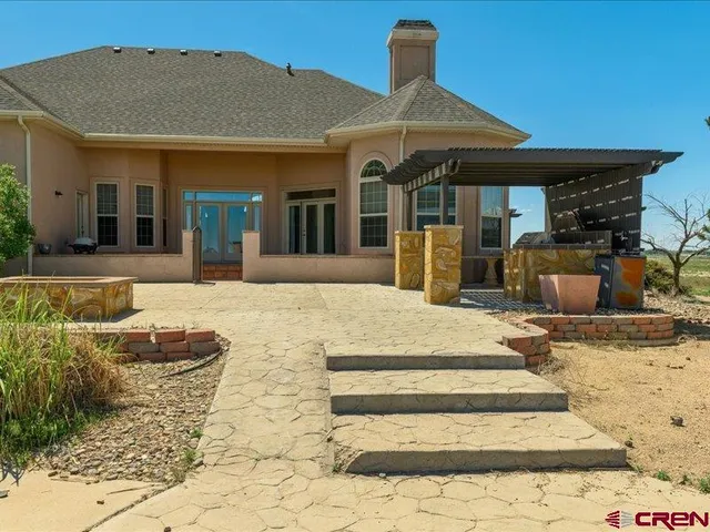 $595,000 | 23144 County Road 27, La Junta, CO 81050