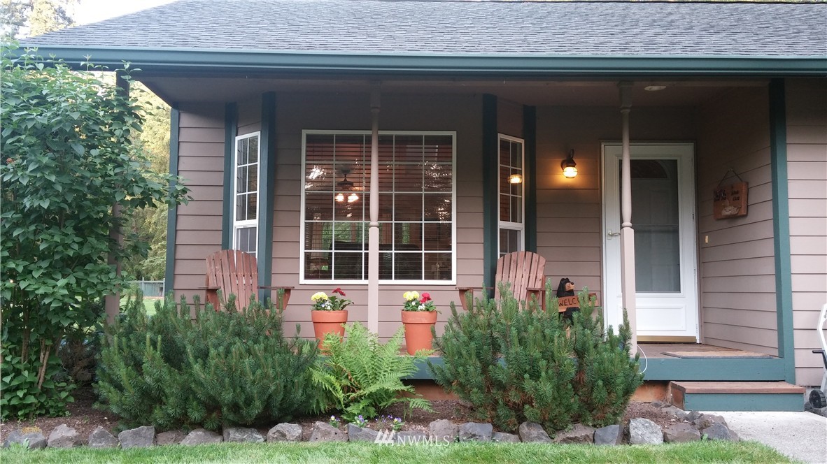 16716 Hauk Lane Southwest Rochester, WA 98579 - Photo 2 of 25