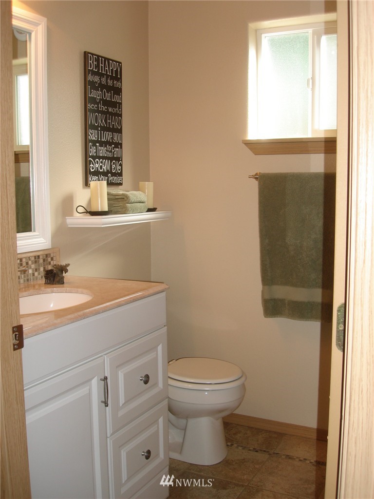16716 Hauk Lane Southwest Rochester, WA 98579 - Photo 11 of 25