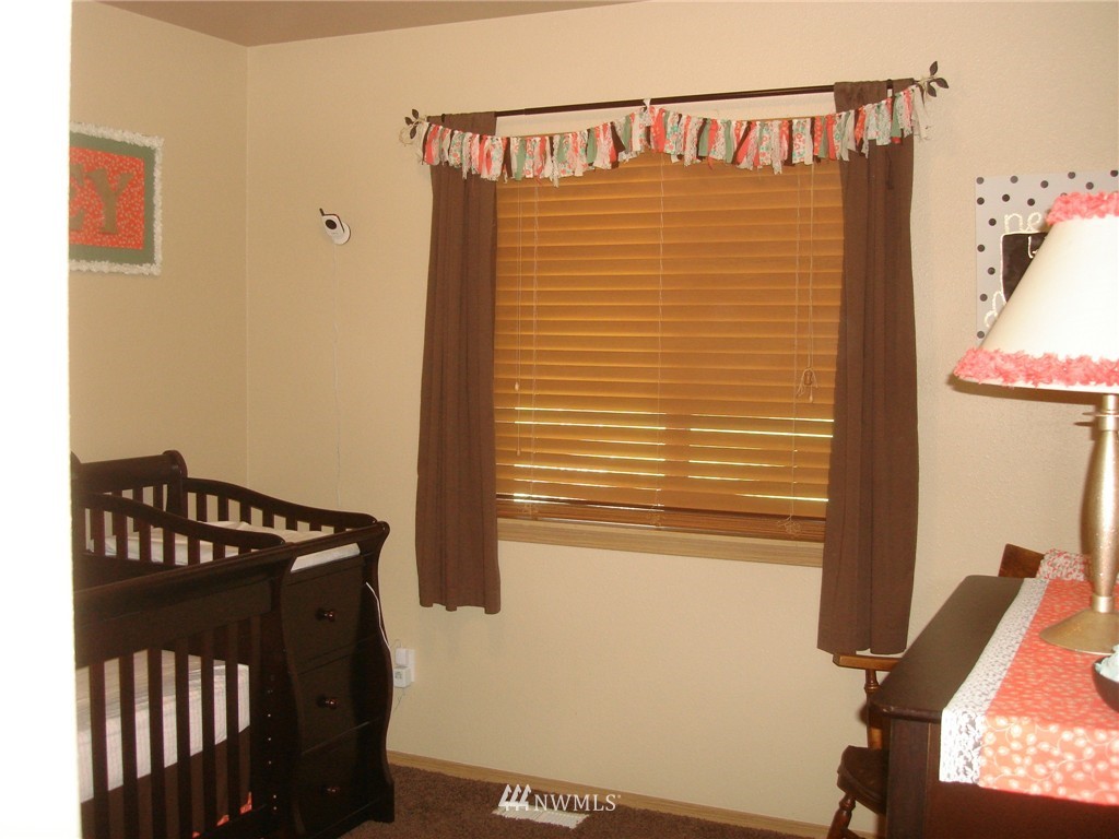 16716 Hauk Lane Southwest Rochester, WA 98579 - Photo 14 of 25