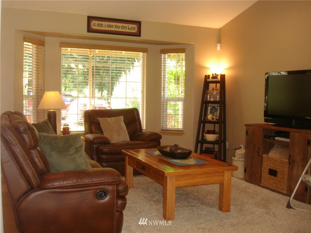 16716 Hauk Lane Southwest Rochester, WA 98579 - Photo 6 of 25