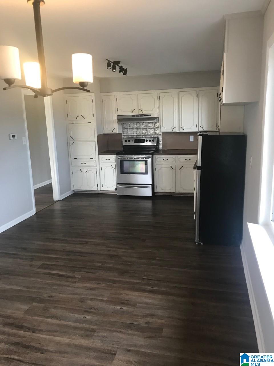 303 5th Street North Oneonta, AL 35121 - Photo 2 of 8