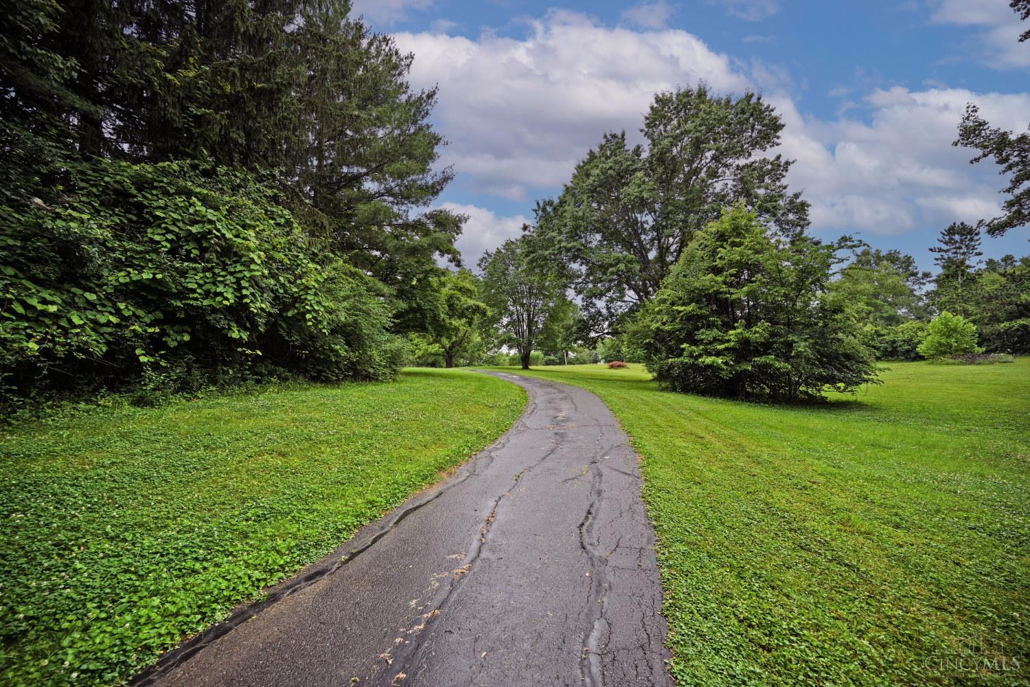 7522 East Miami River Road Cincinnati, OH 45247 - Photo 50 of 57