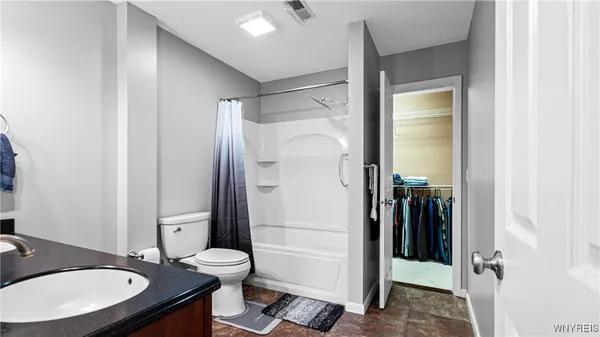 $1,750 | 1175 Youngs Road, Unit E, Amherst, NY 14221