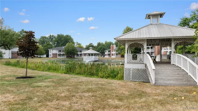 $1,750 | 1175 Youngs Road, Unit E, Amherst, NY 14221