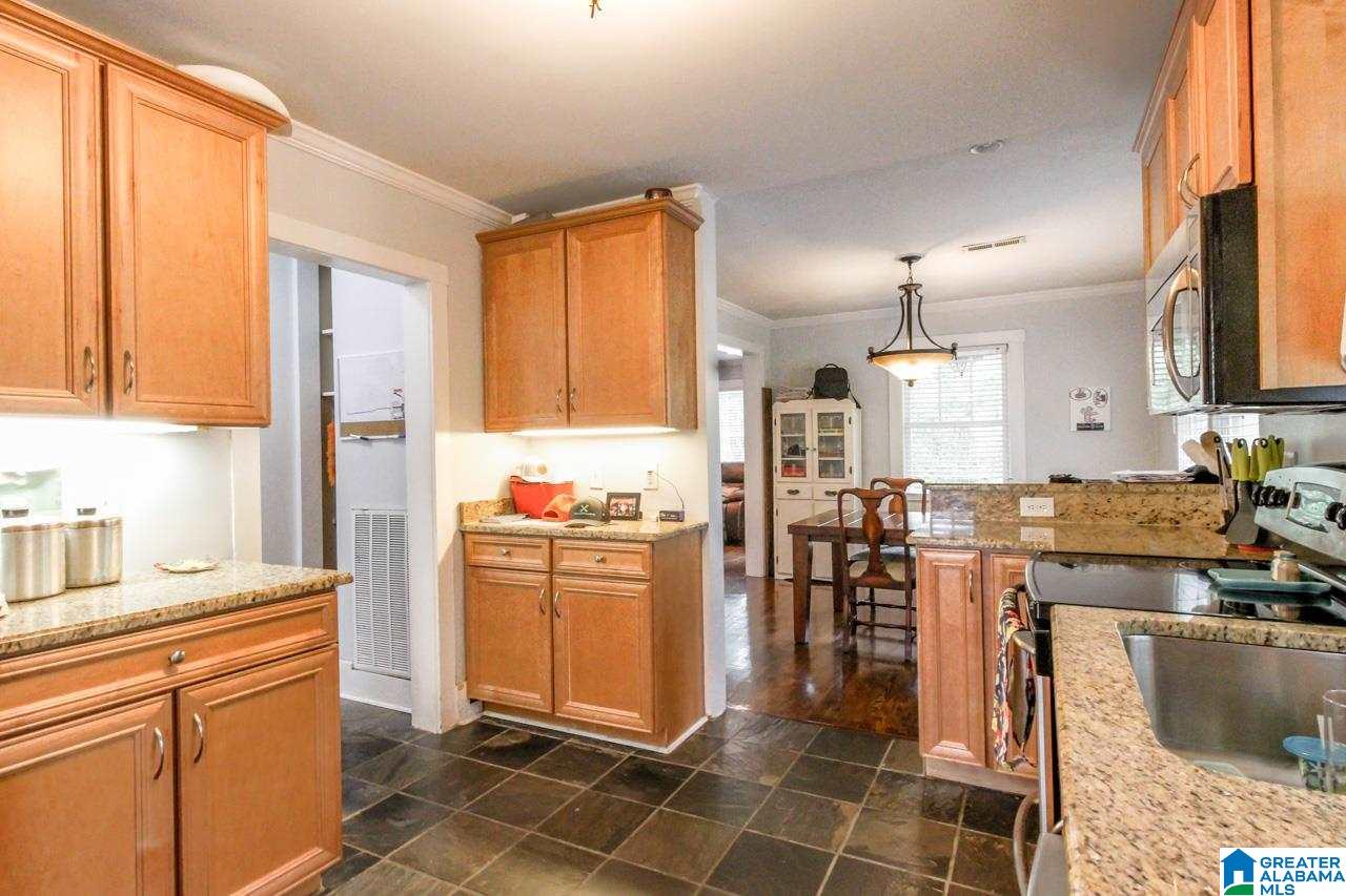 409 13th Street West Jasper, AL 35501 - Photo 9 of 21
