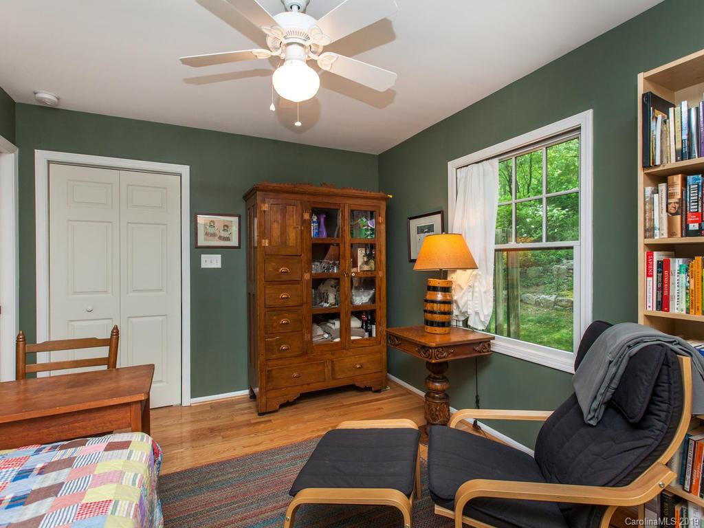 9 Wood Road Arden, NC 28704 - Photo 18 of 36 Gallery Image 18