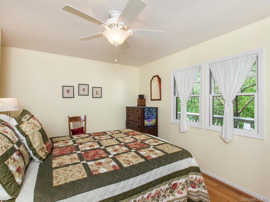 9 Wood Road Arden, NC 28704 - Photo 20 of 36 Gallery Image 20