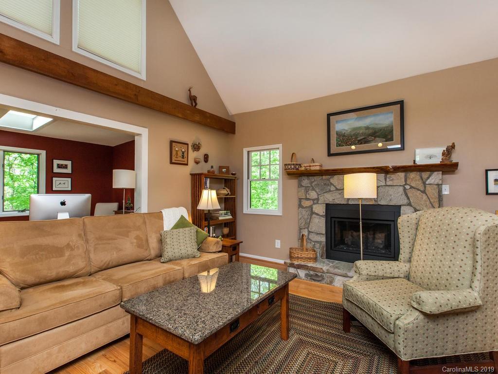 9 Wood Road Arden, NC 28704 - Photo 4 of 36 Gallery Image 4