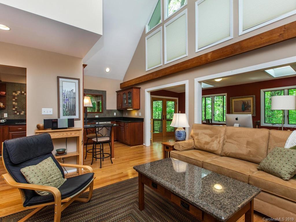 9 Wood Road Arden, NC 28704 - Photo 7 of 36 Gallery Image 7