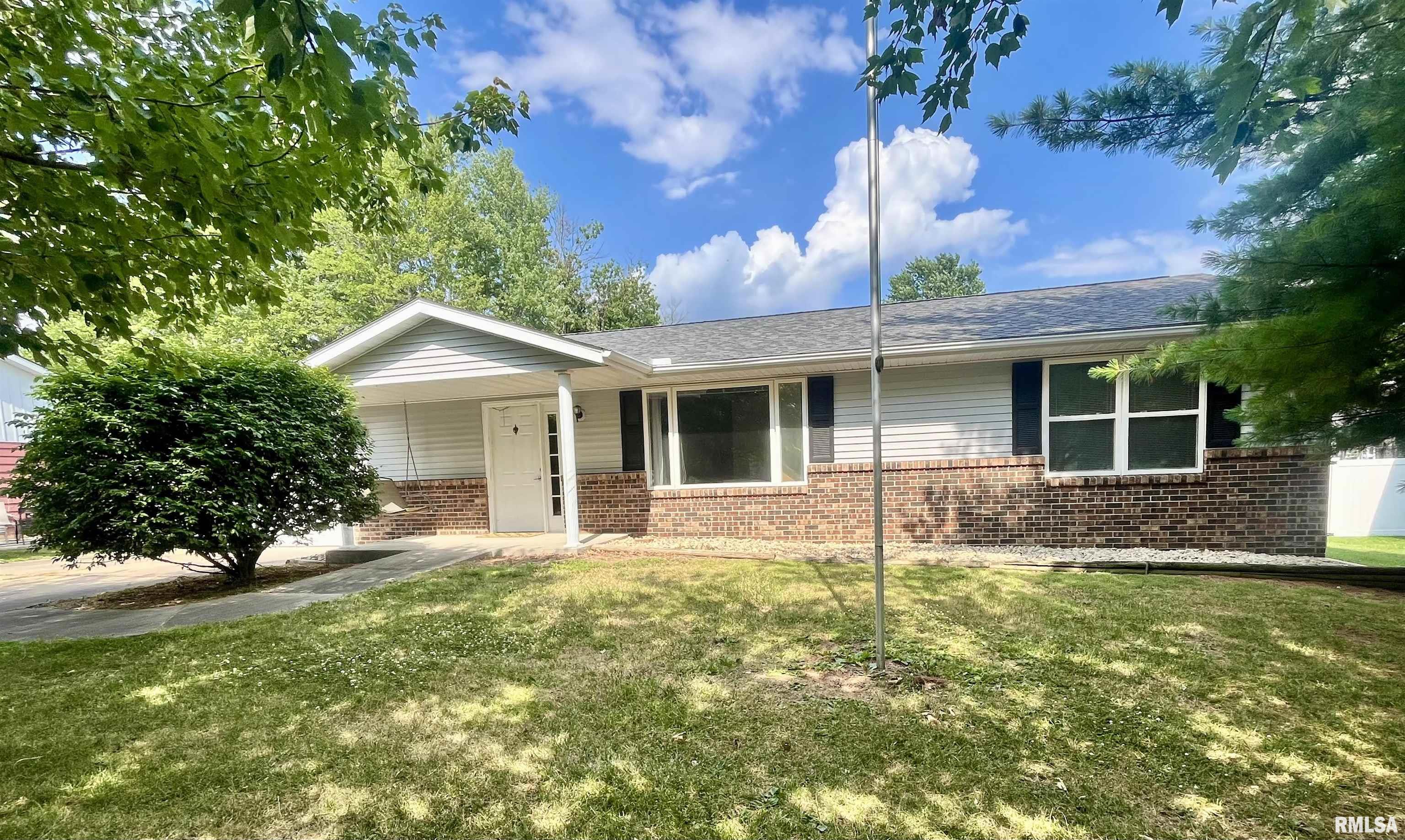 213 North Daniels St