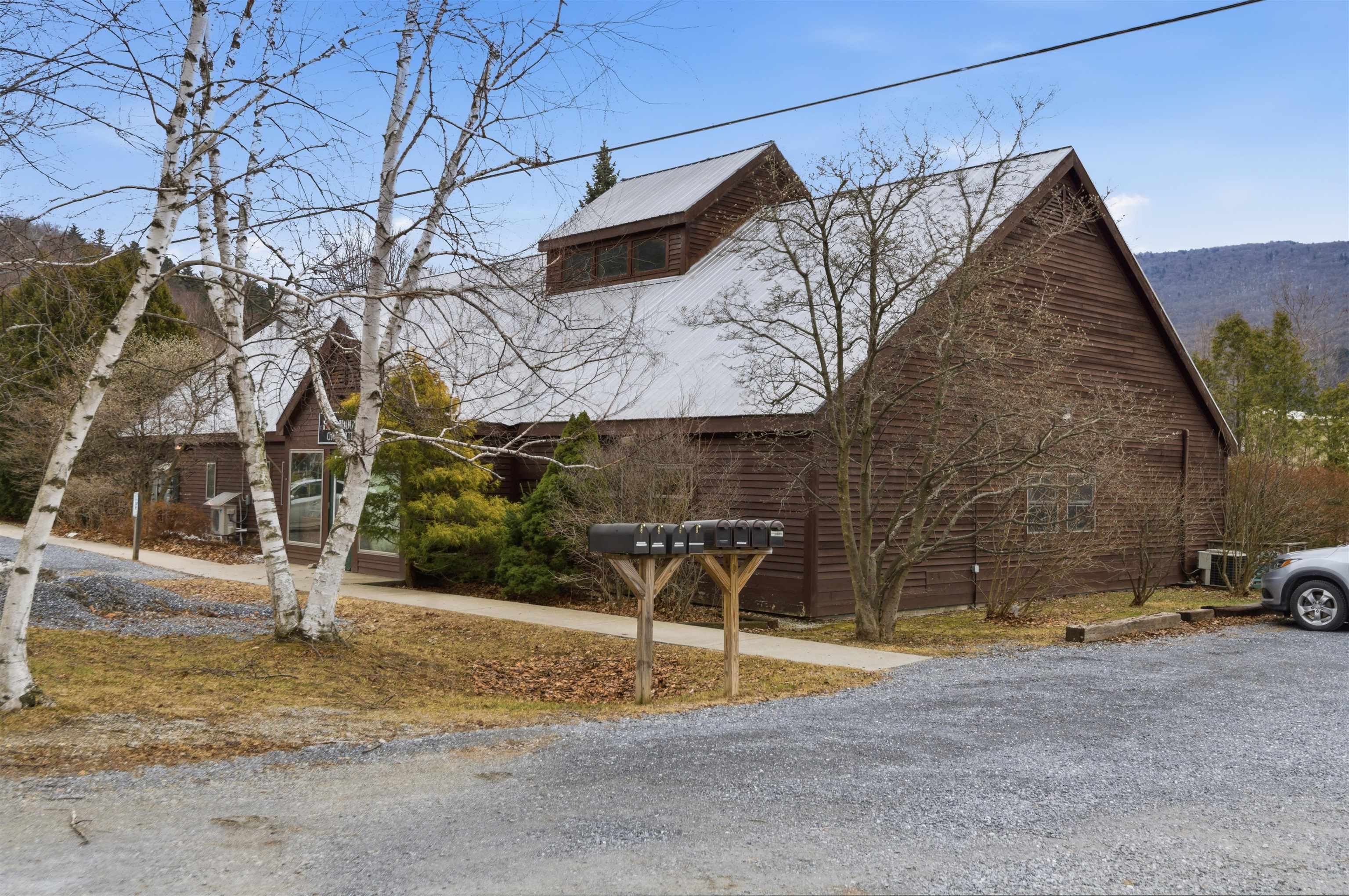 25 Mountain View Street Bristol, VT 05443 - Photo 52 of 55