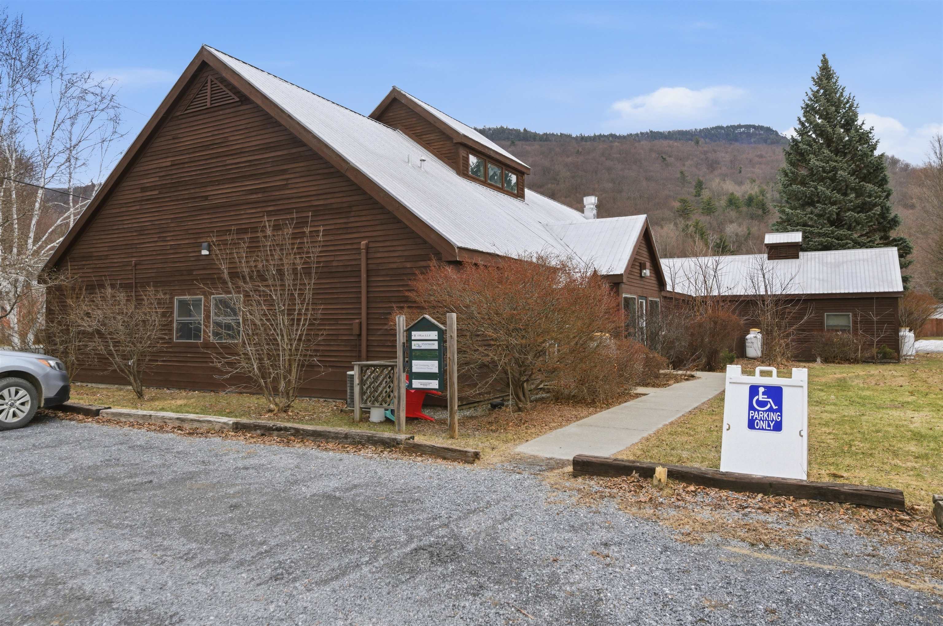 25 Mountain View Street Bristol, VT 05443 - Photo 53 of 55