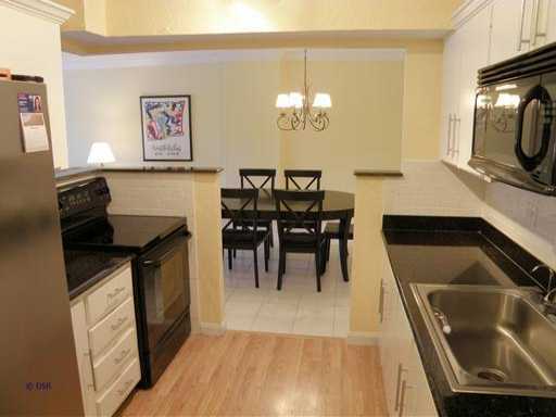 1111 South Ocean Boulevard, Unit 220 Boca Raton, FL 33432 - Photo 4 of 22 Kitchen