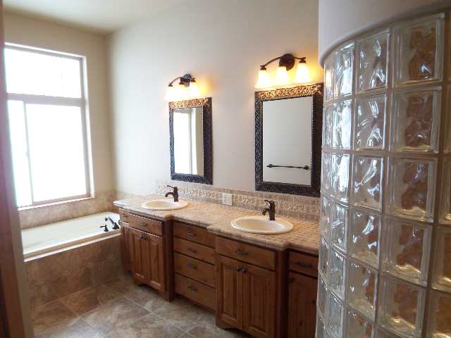1719 North Rim View Street Spokane, WA 99224 - Photo 8 of 9 Gallery Image 8