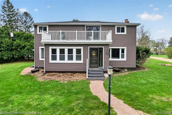 $330,000 | 1190 Olander Avenue, Lapeer, MI 48446