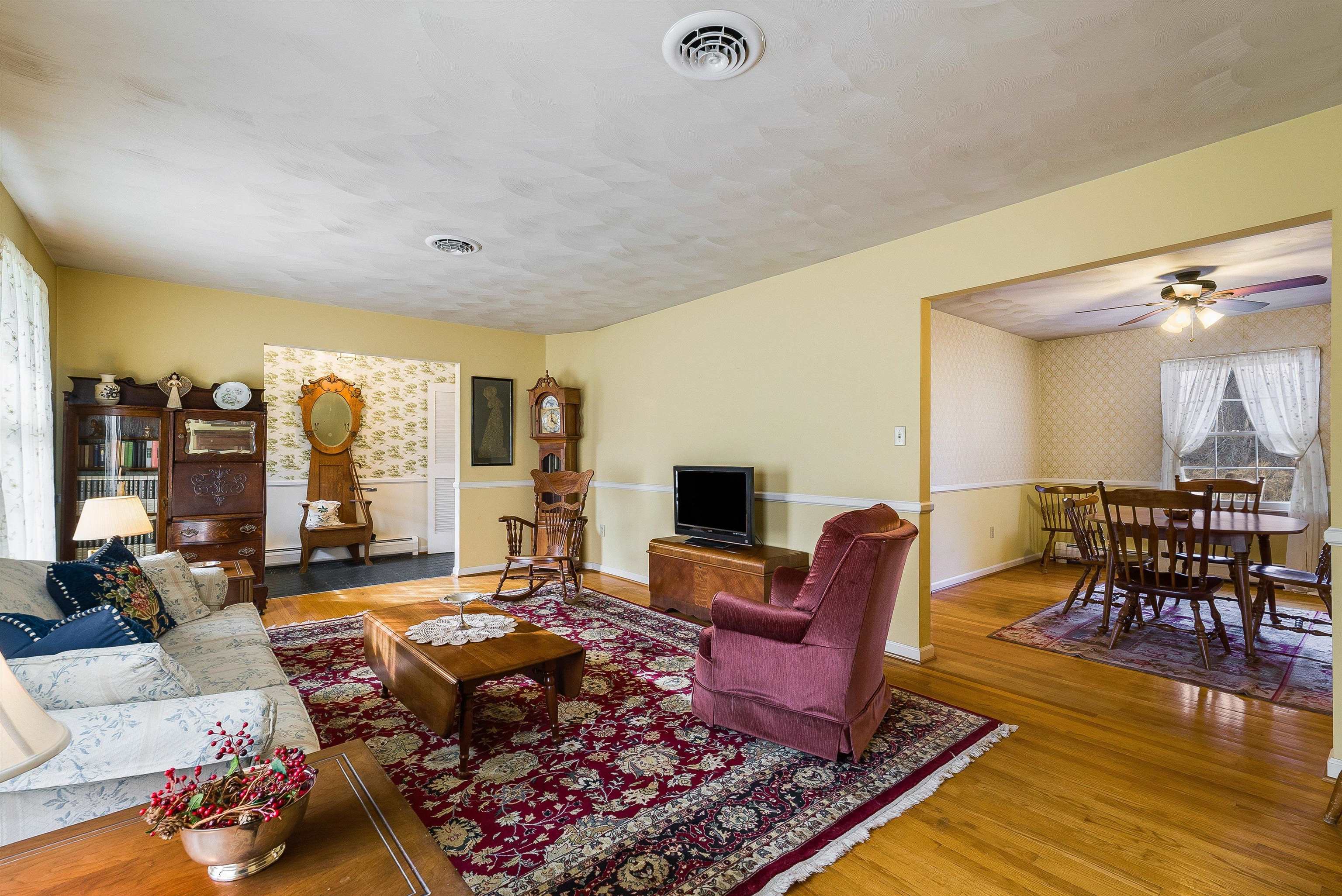 419 Cardinal Street Staunton, VA 24401 - Photo 11 of 47 a living room with furniture rug and a fireplace