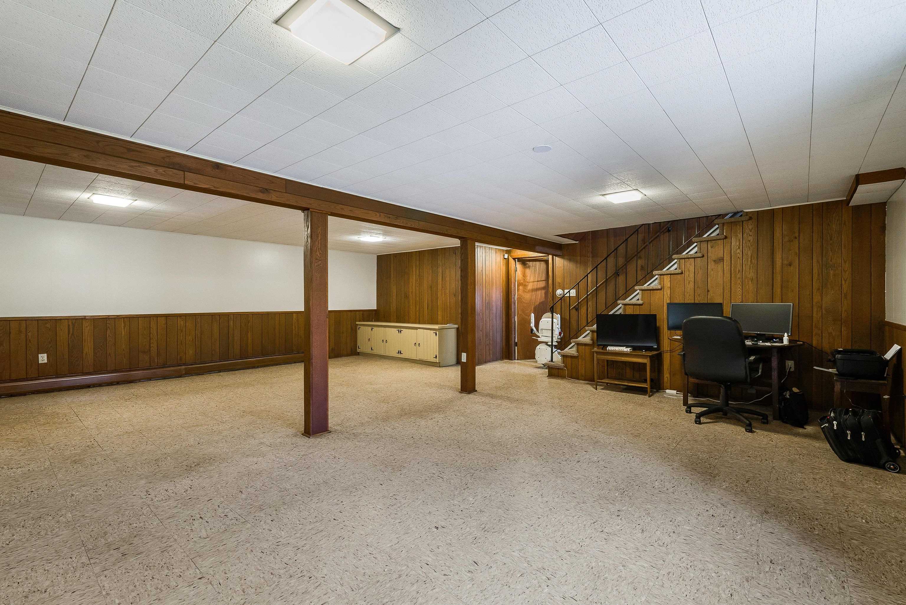 419 Cardinal Street Staunton, VA 24401 - Photo 27 of 47 a view of a livingroom with furniture