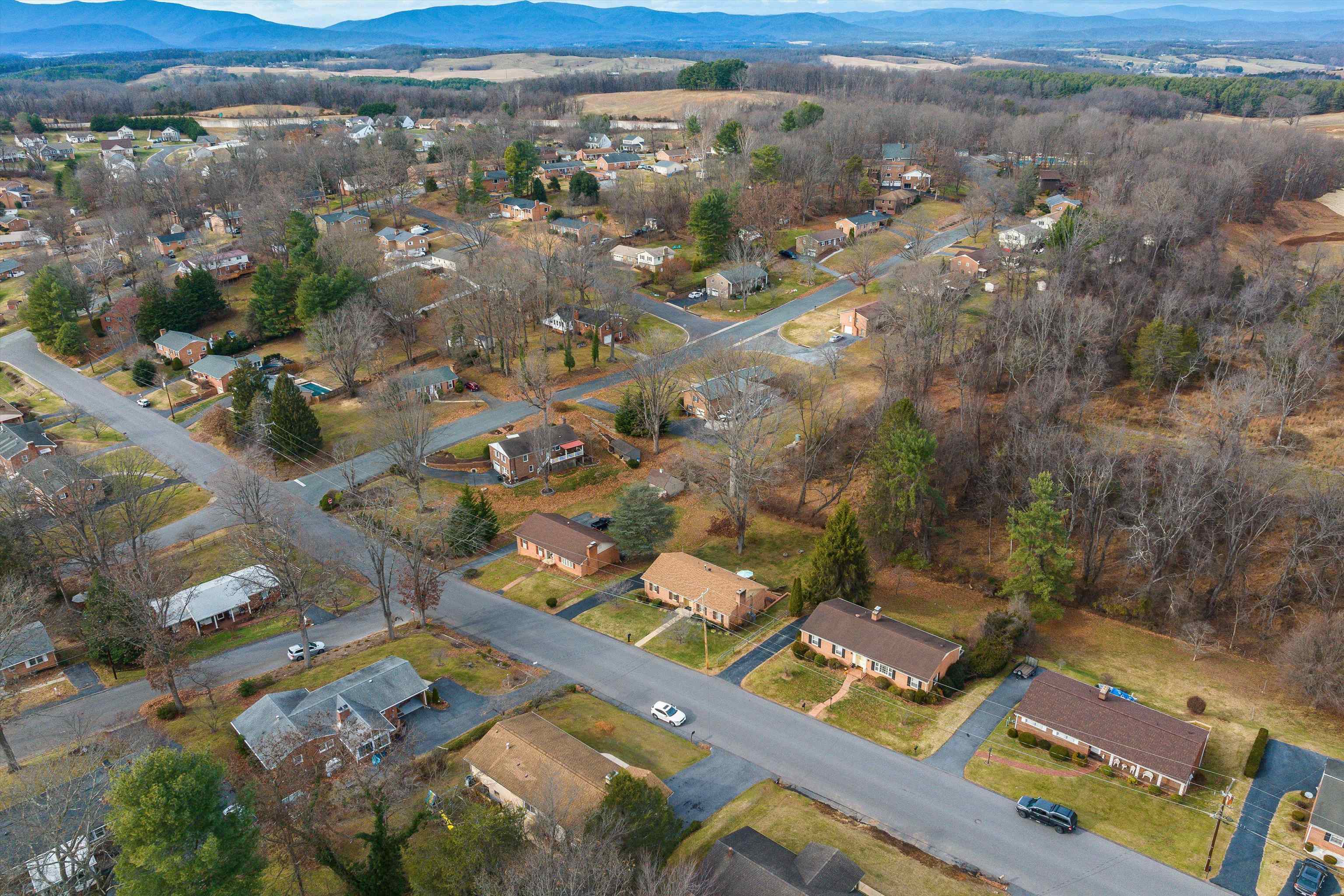 419 Cardinal Street Staunton, VA 24401 - Photo 46 of 47 an aerial view of multiple house