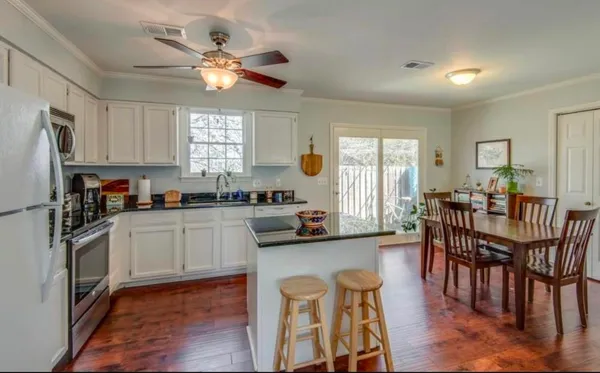 $3,175 | 3101 Wellington Avenue, Unit A, Nashville, TN 37212