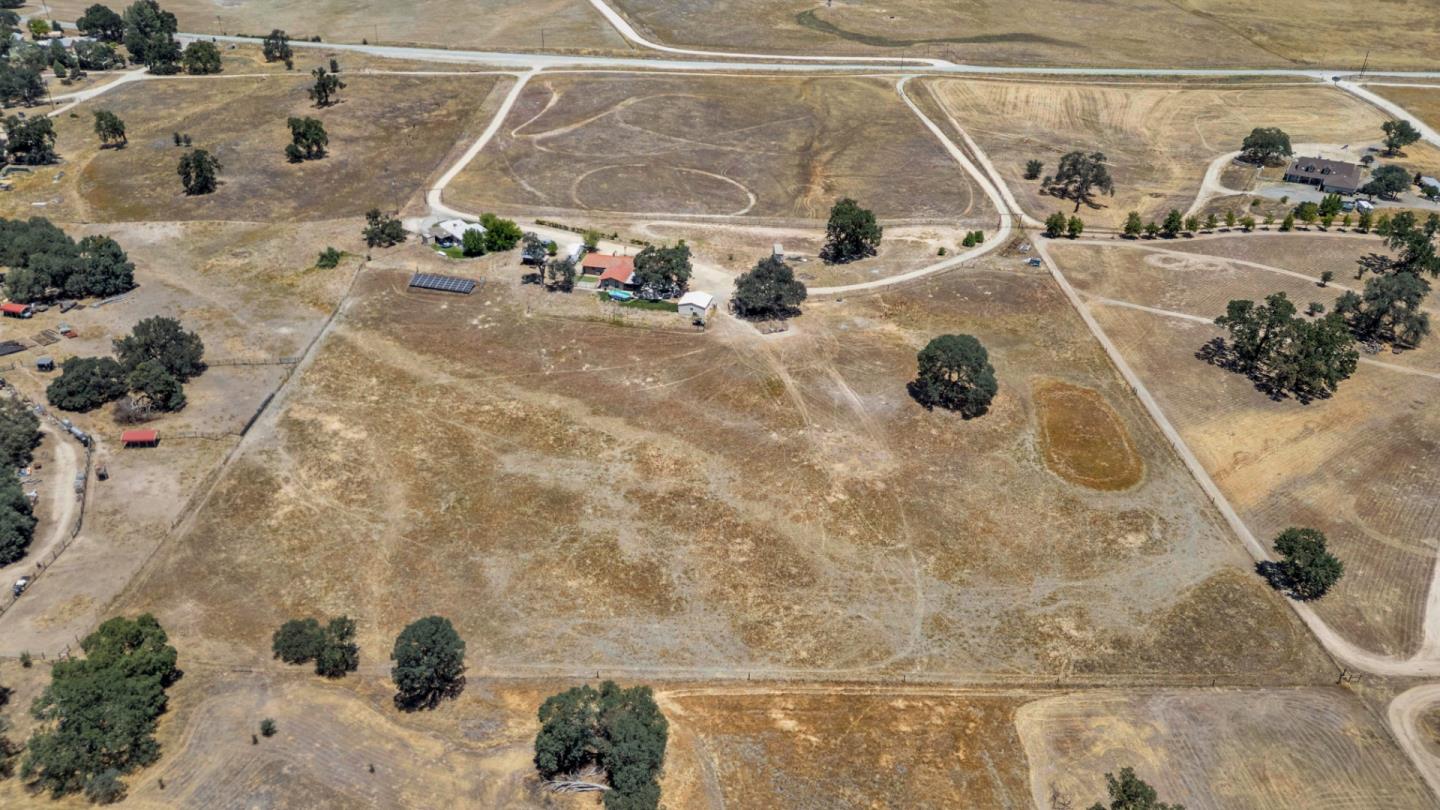 68180 Jolon Road Bradley, CA 93426 - Photo 12 of 41