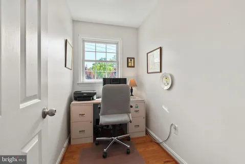 $1,295,000 | 1121 Allison Street, Alexandria, VA 22302