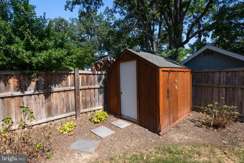 $1,295,000 | 1121 Allison Street, Alexandria, VA 22302