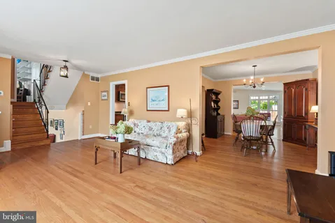 $1,295,000 | 1121 Allison Street, Alexandria, VA 22302