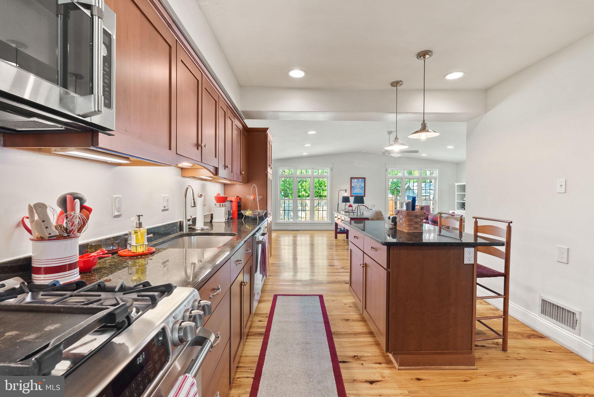 1121 Allison Street Alexandria, VA 22302 - Photo 34 of 51