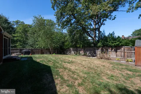 $1,295,000 | 1121 Allison Street, Alexandria, VA 22302