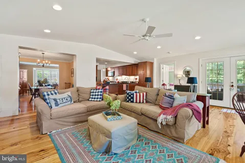 $1,295,000 | 1121 Allison Street, Alexandria, VA 22302