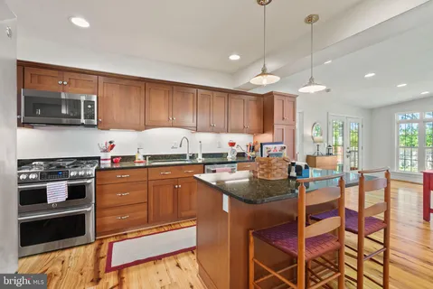 $1,295,000 | 1121 Allison Street, Alexandria, VA 22302