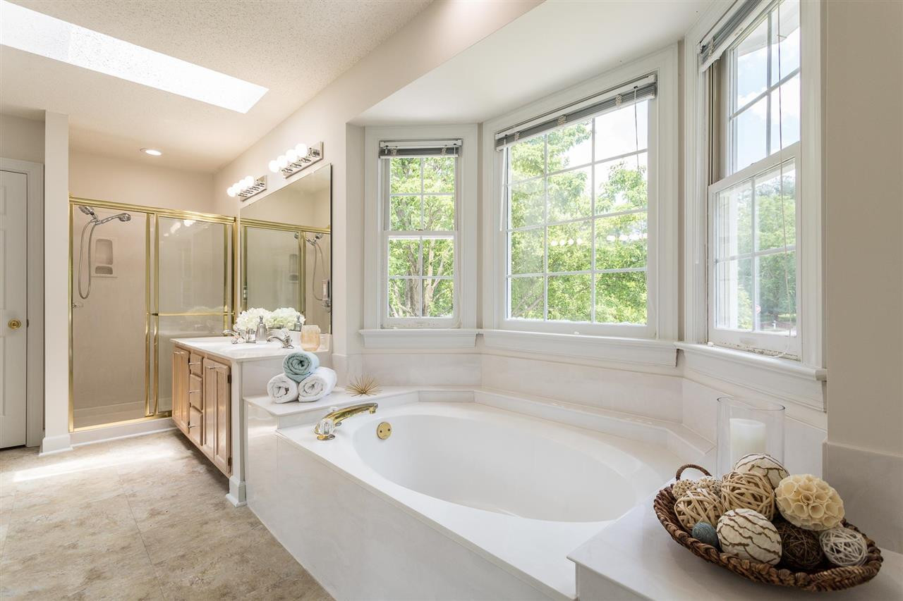 5601 Barham Court Raleigh, NC 27613 - Photo 25 of 30 Master Bath