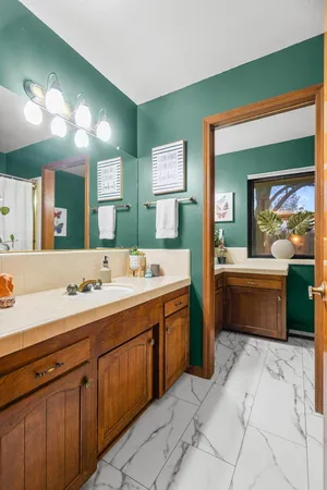 $770,000 | 15133 Vista Knolls Drive, Redding, CA 96001