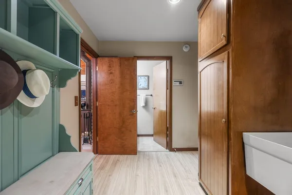 $770,000 | 15133 Vista Knolls Drive, Redding, CA 96001