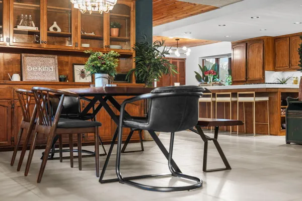 $770,000 | 15133 Vista Knolls Drive, Redding, CA 96001